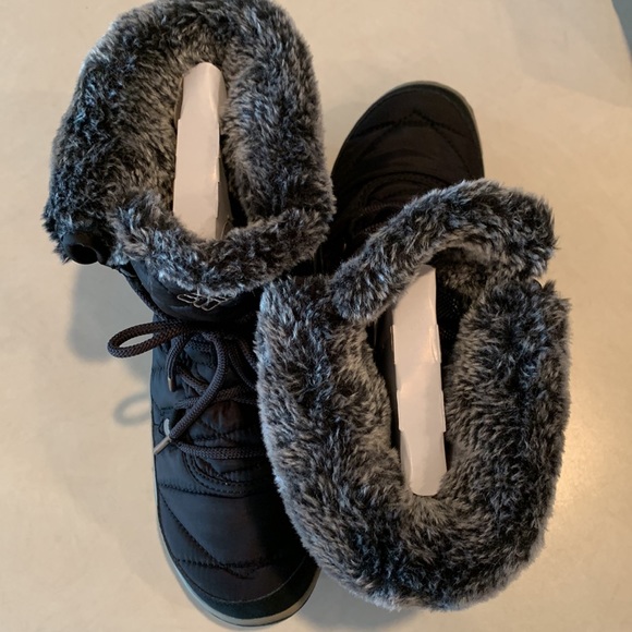 Columbia Heavenly Shorty Omni-Heat Boots, size 10. NIB - Picture 3 of 17